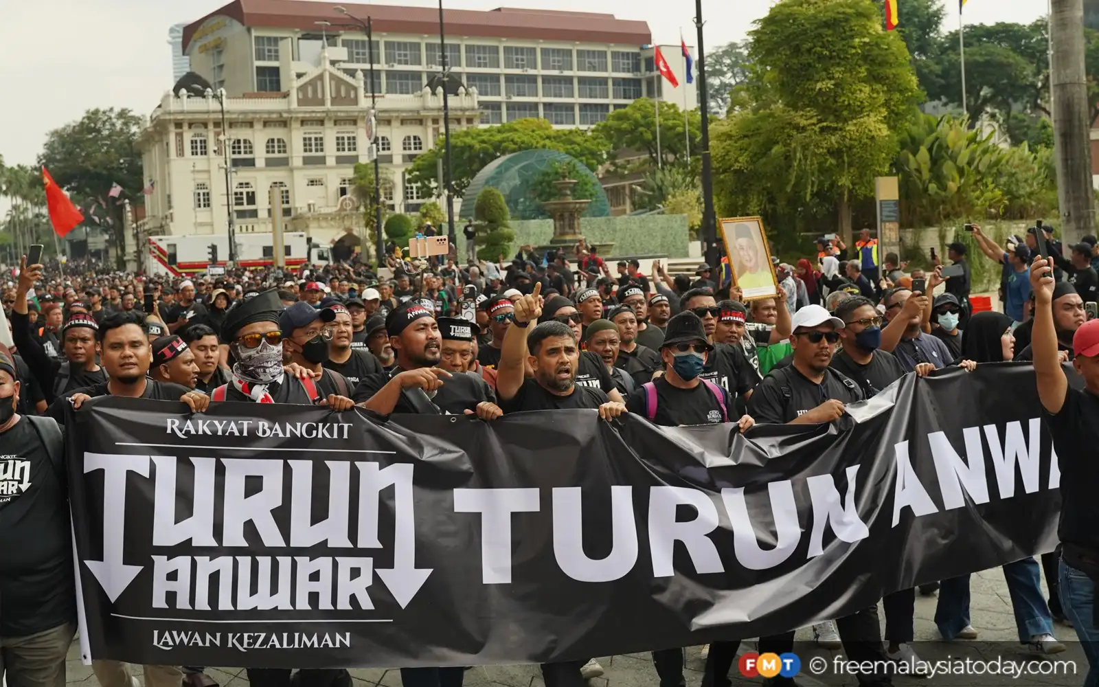 Presiden PAS Tidak Hadir Himpunan Anti-Anwar: Faktor Kesihatan Dijadikan Alasan