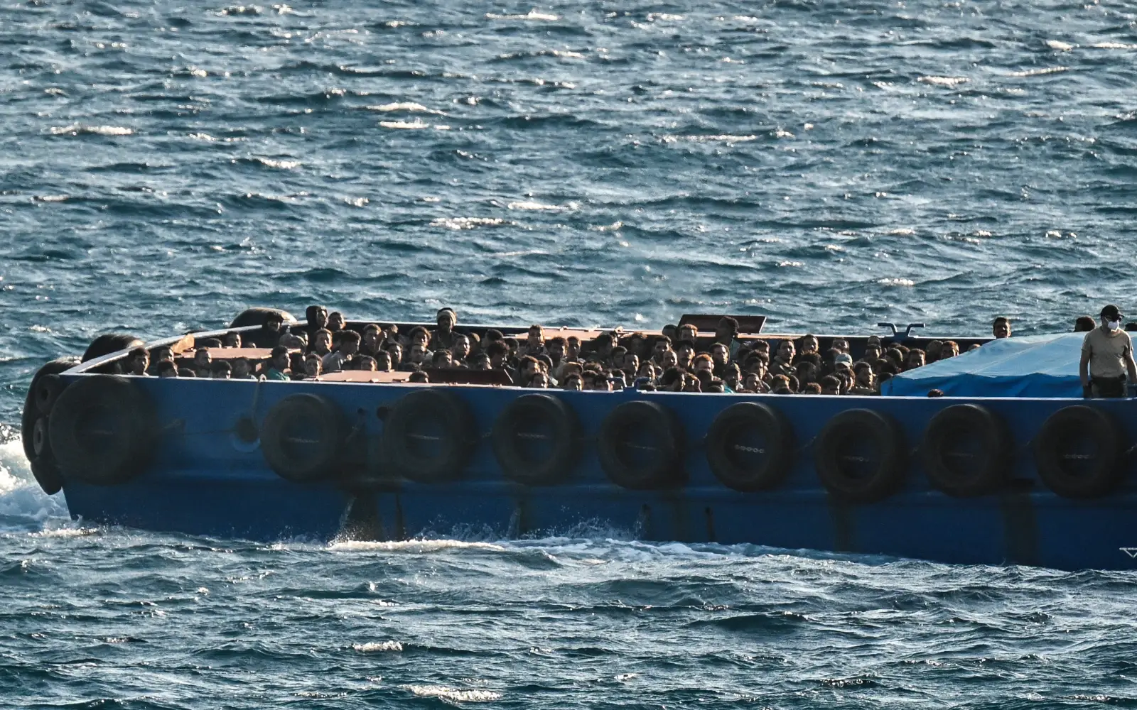 76 dead, dozens missing after migrant boat sinks off Yemen