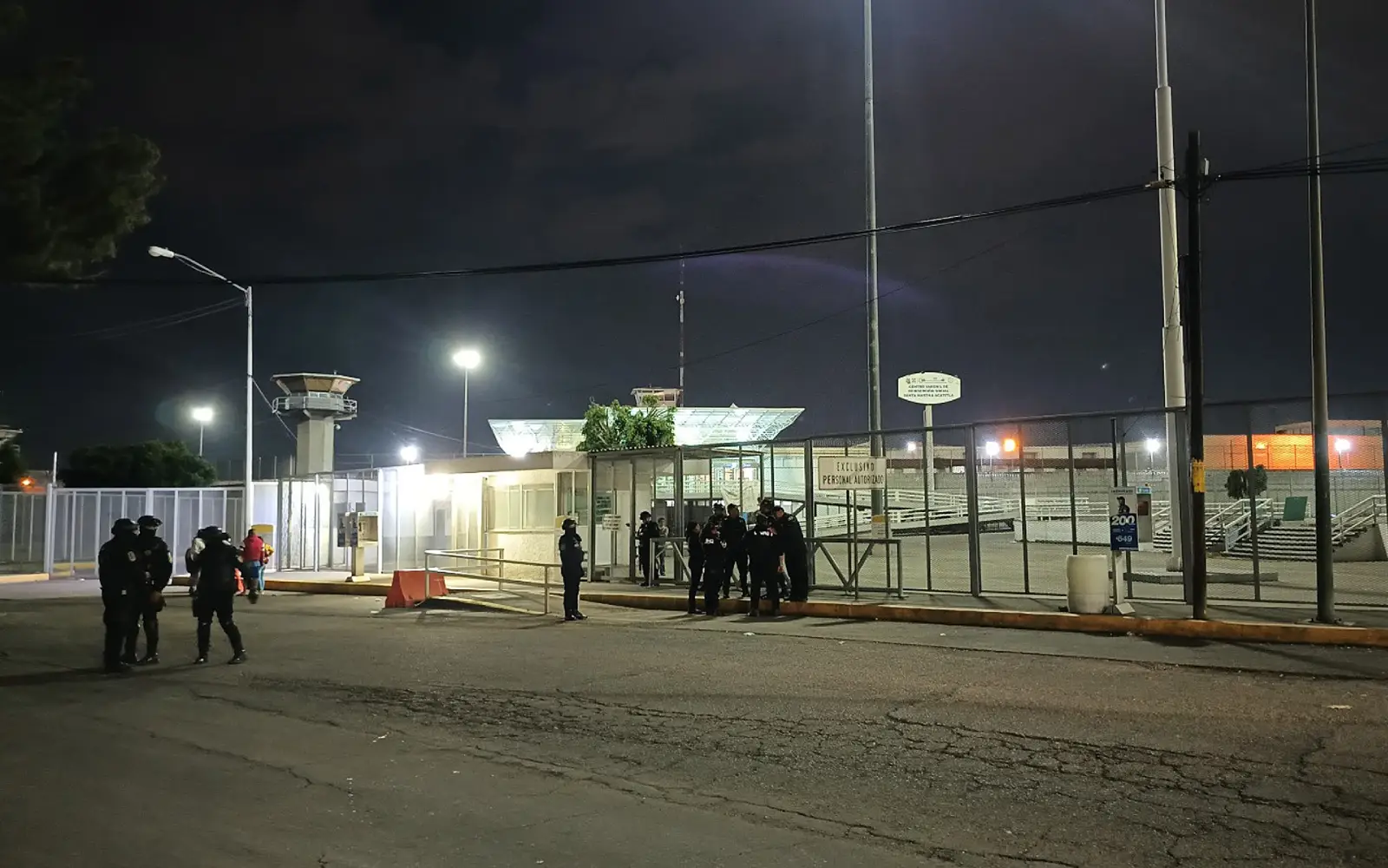 7 dead in prison riot in eastern Mexico