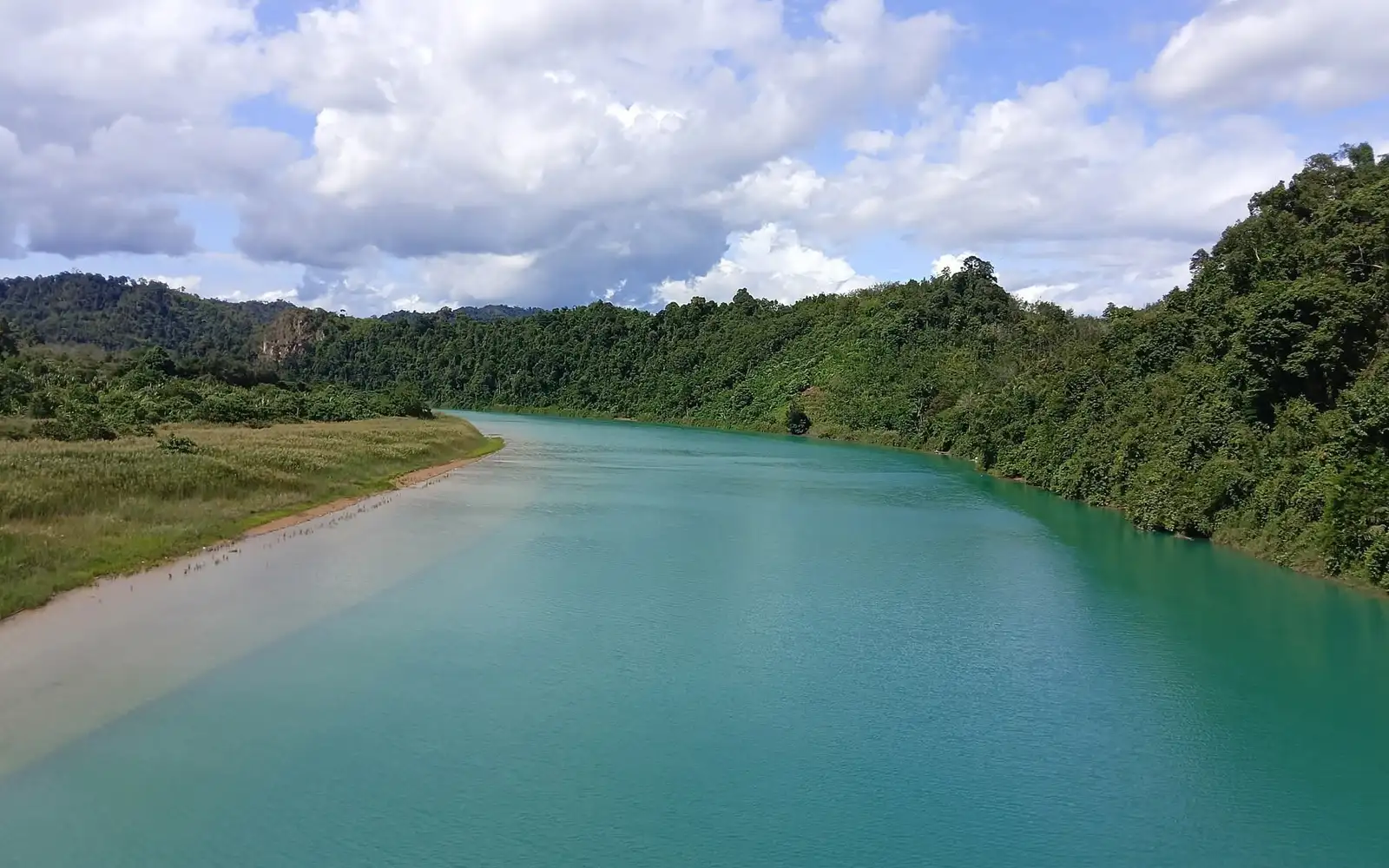 DoE identifies 3 mining sites linked to blue river incident in Perak | FMT