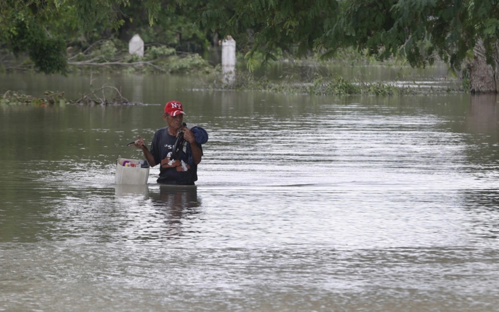 Cuba rescues residents stranded by floodwaters in wake of Hurricane Melissa