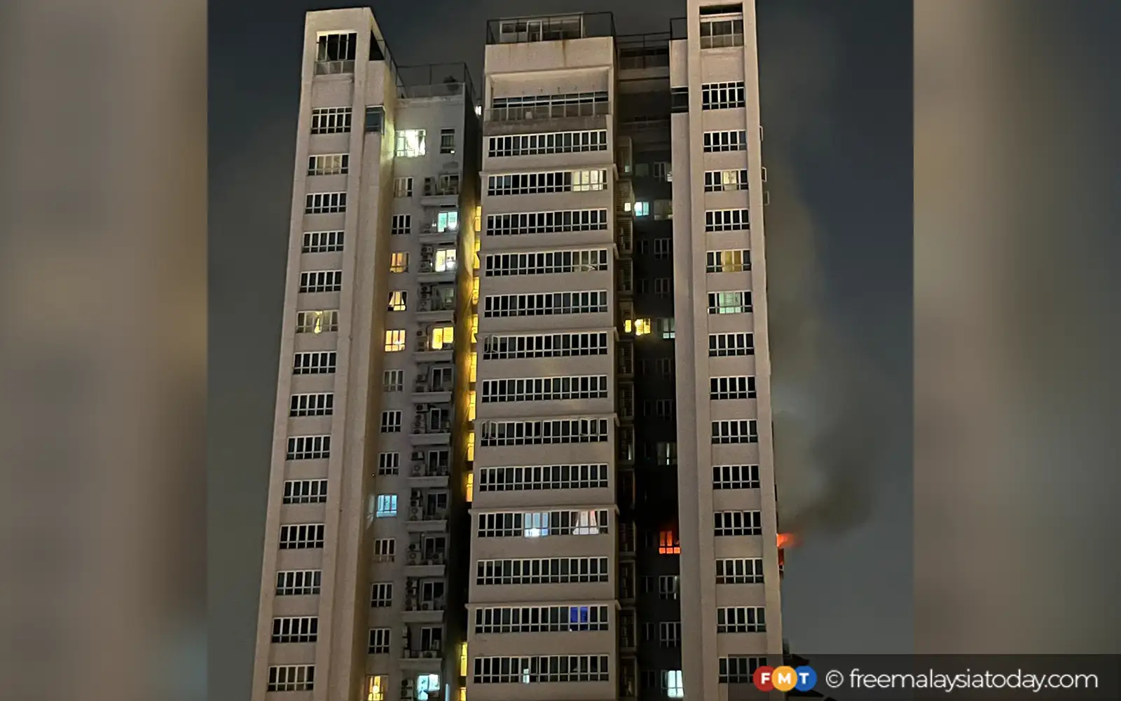 condo terbakar mont kiara
