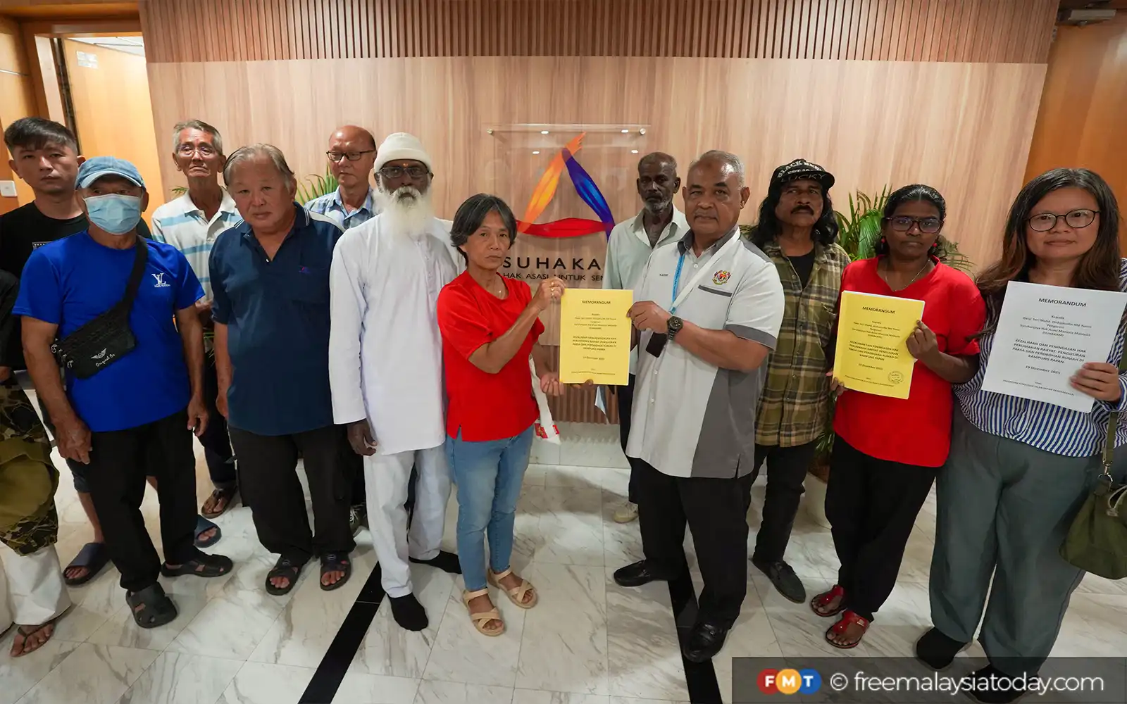 KG PAPAN RESIDENTS-MEMORANDUM TO SUHAKAM