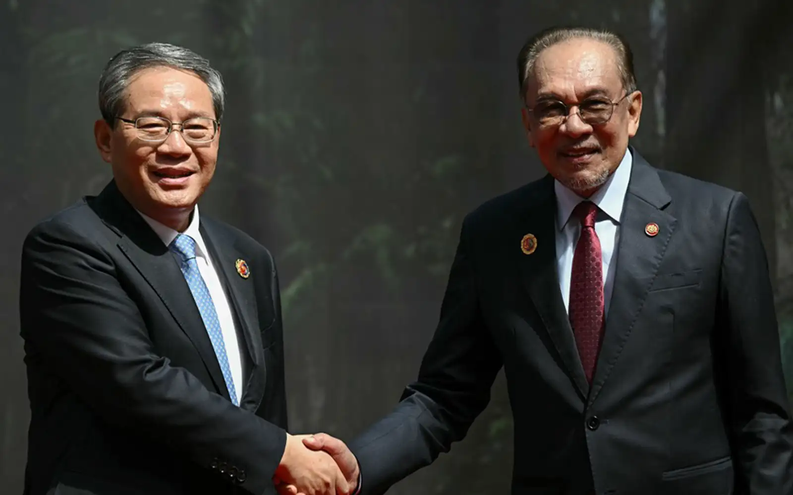 Anwar Ibrahim Li Qiang