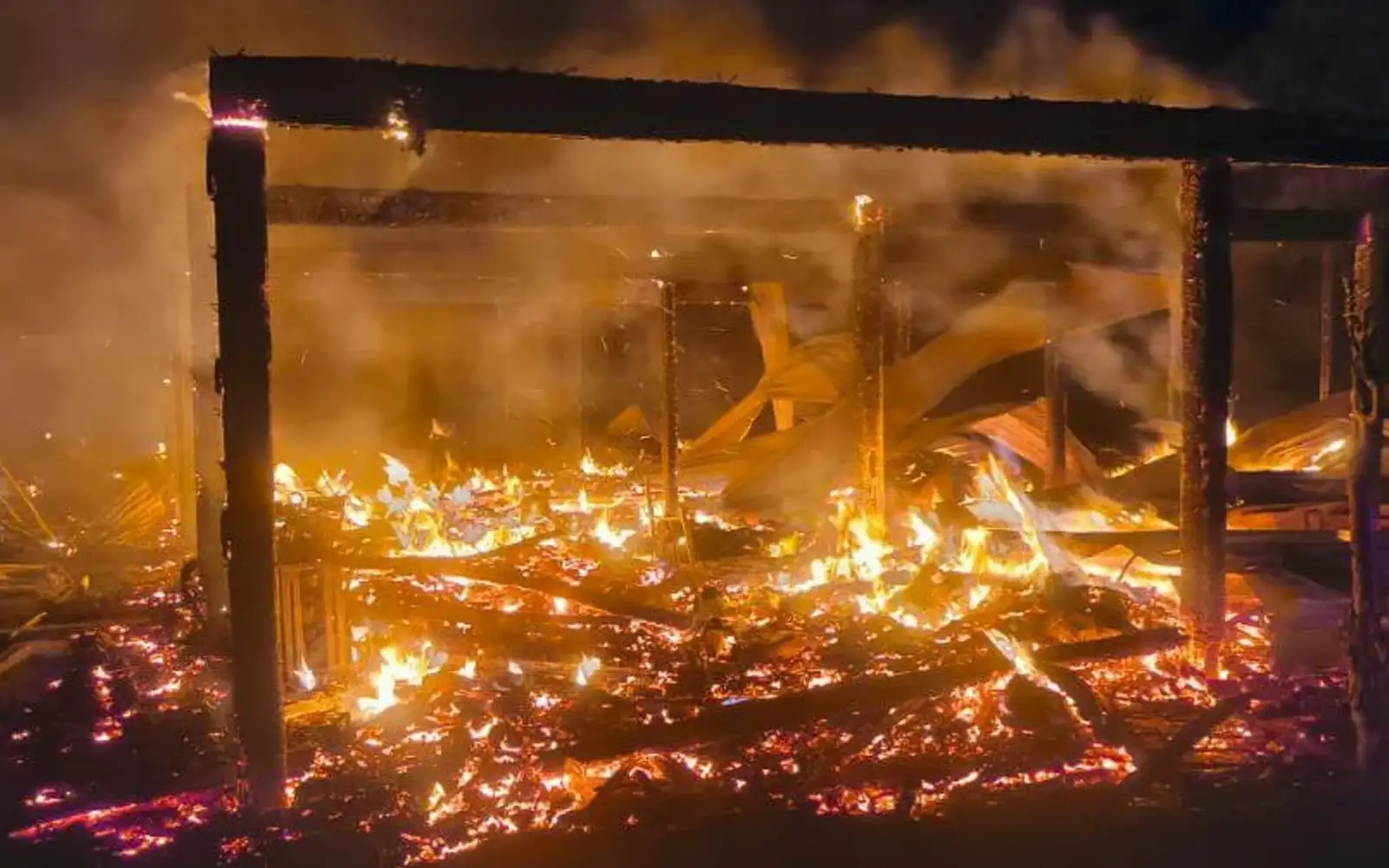 Suami isteri ditemui rentung dalam bilik tidu