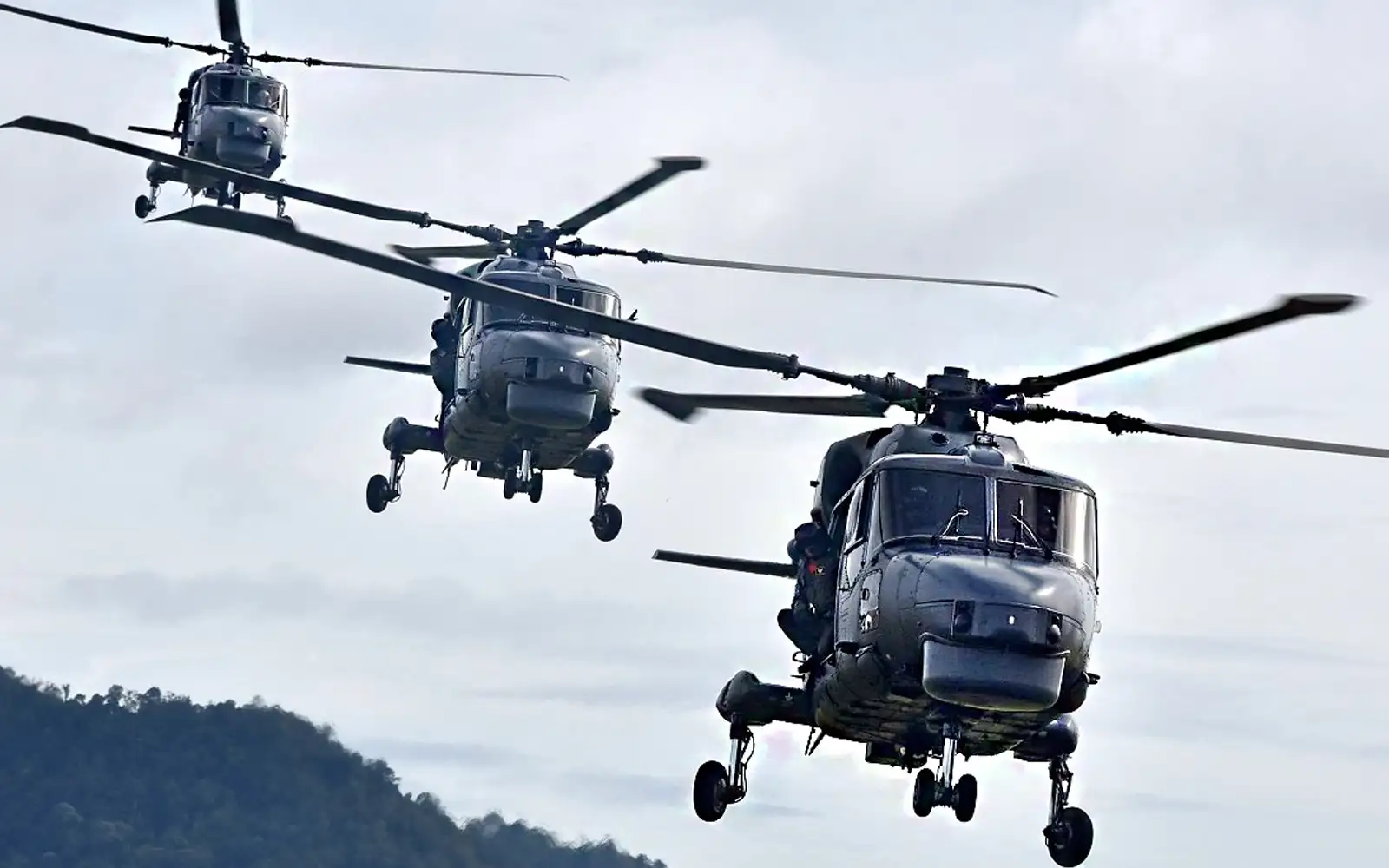 Super Lynx helicopter