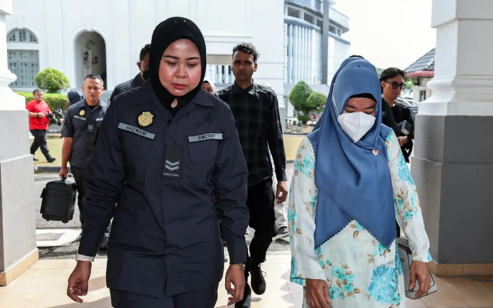 warga Indonesia, Anita Lukman warga Bangladesh buang sisa pepejal