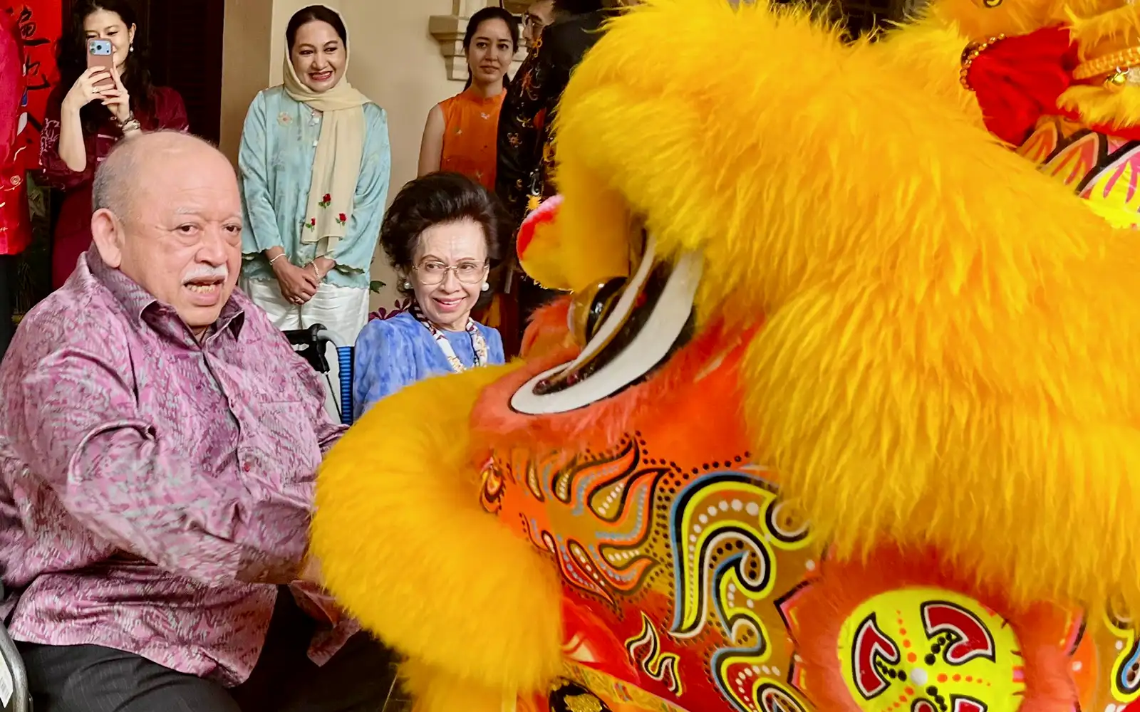 Raja Perlis, Tuanku Syed Sirajuddin Jamalullail dan Raja Perempuan Perlis email pic 17226