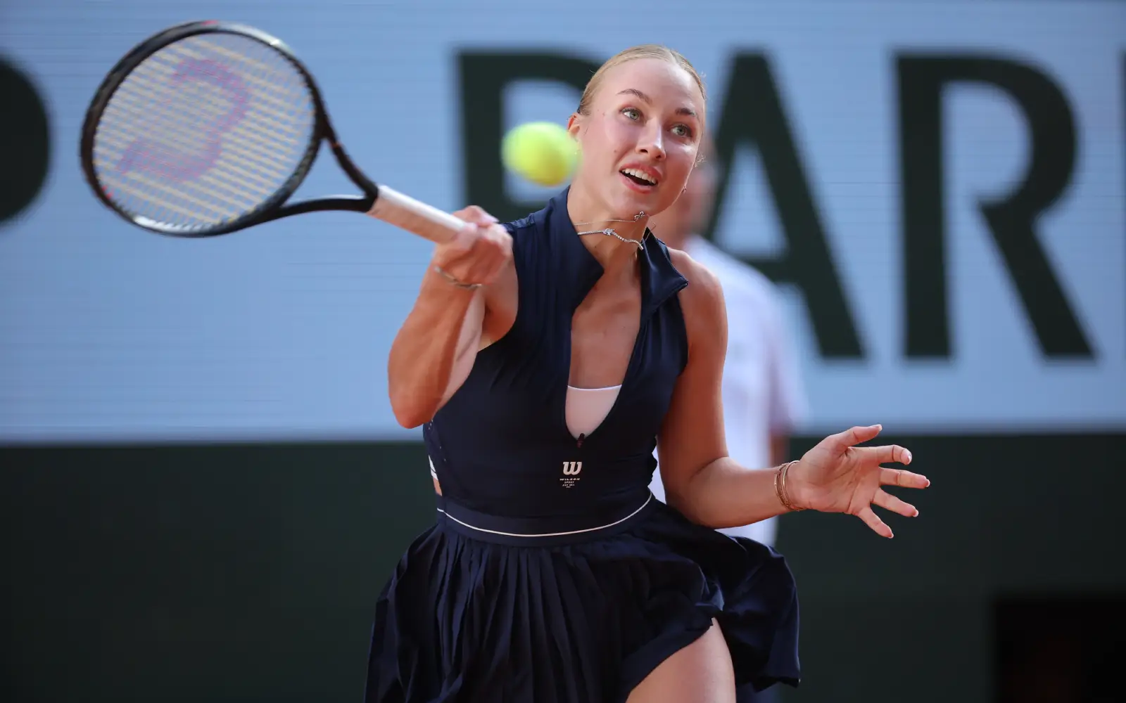 Gauff’s French Open title defence ends, Sabalenka, Osaka set up last-16 clash