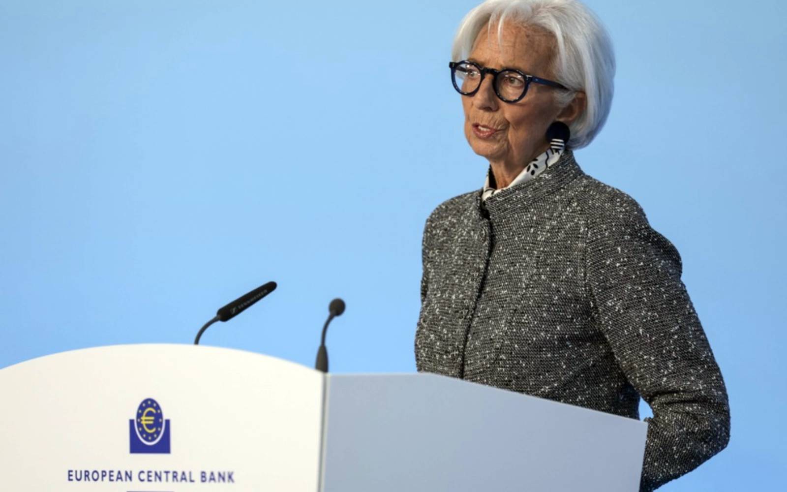 Lagarde says ECB inflation forecast likely to be revised in June