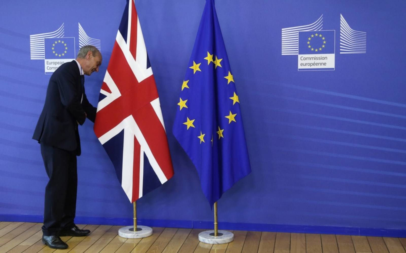 UK’s Move to Join EU’s €90 Billion Ukraine Loan: Implications for Investors and Expats