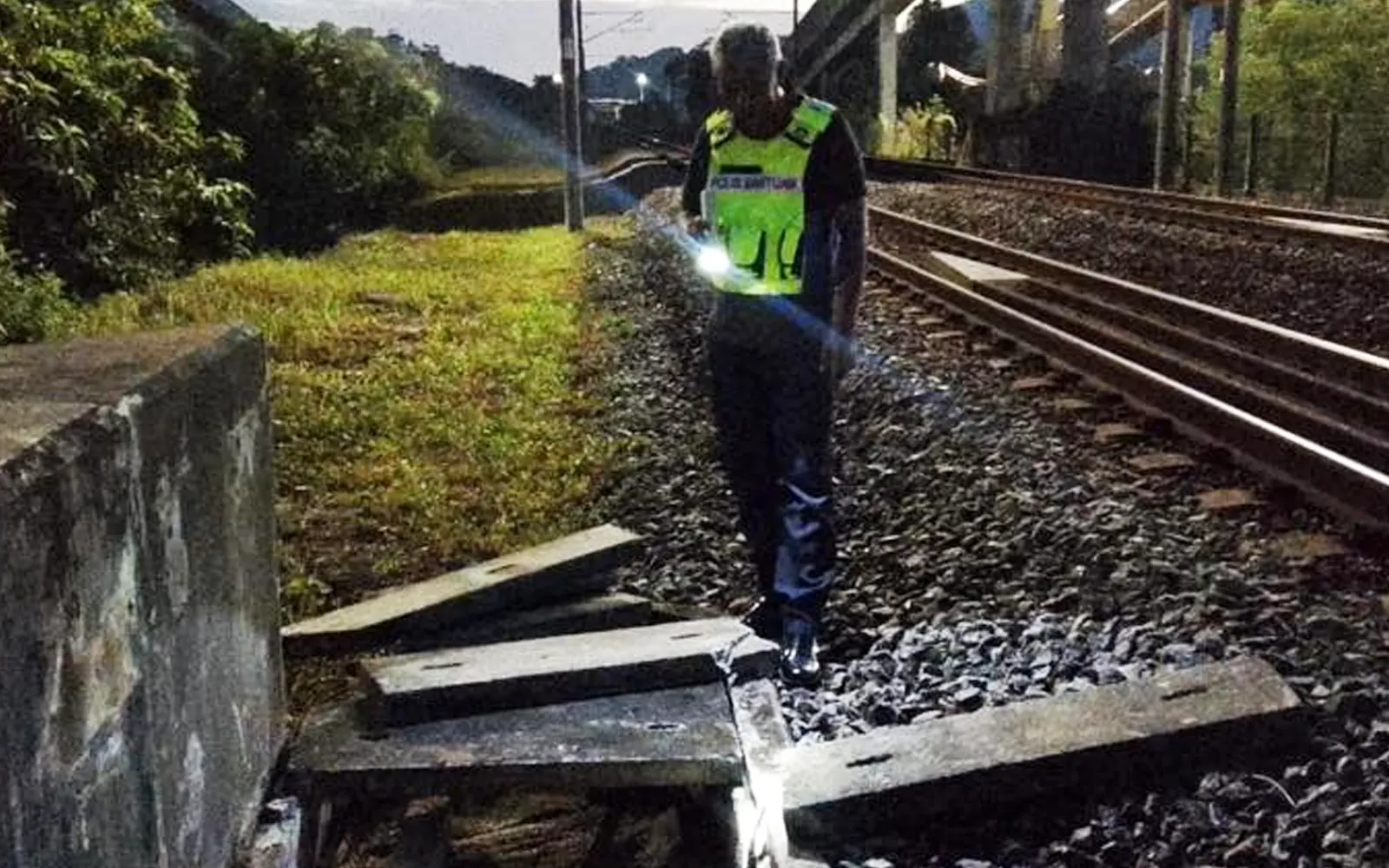 ETS, KTM Komuter services up north hampered by cable theft