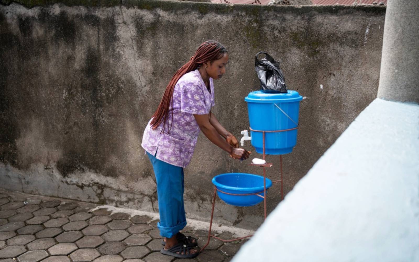 Italy reports two suspected Ebola cases after Uganda return