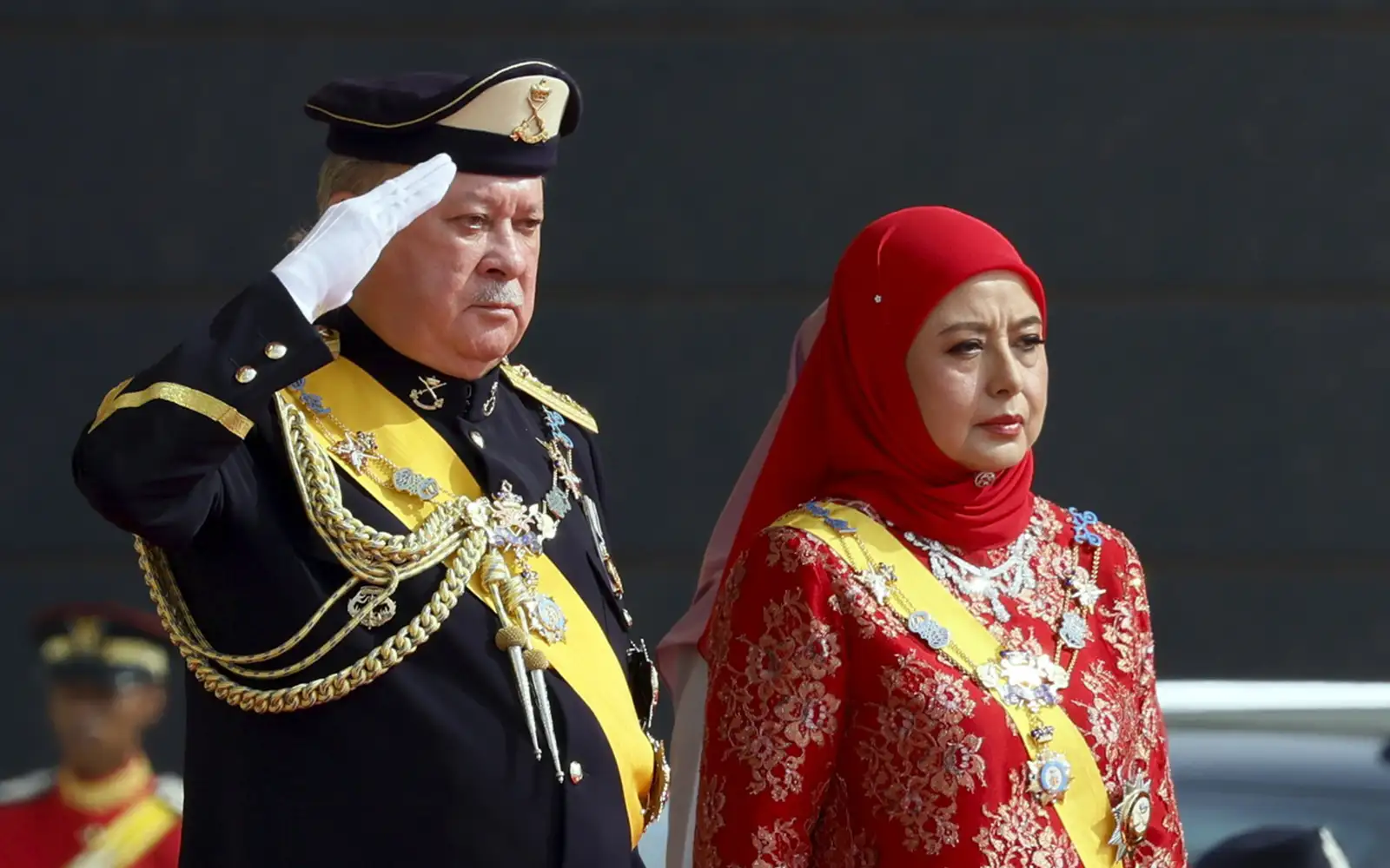 TMJ, Anwar ucap tahniah sempena Ulang Tahun Keputeraan Agong